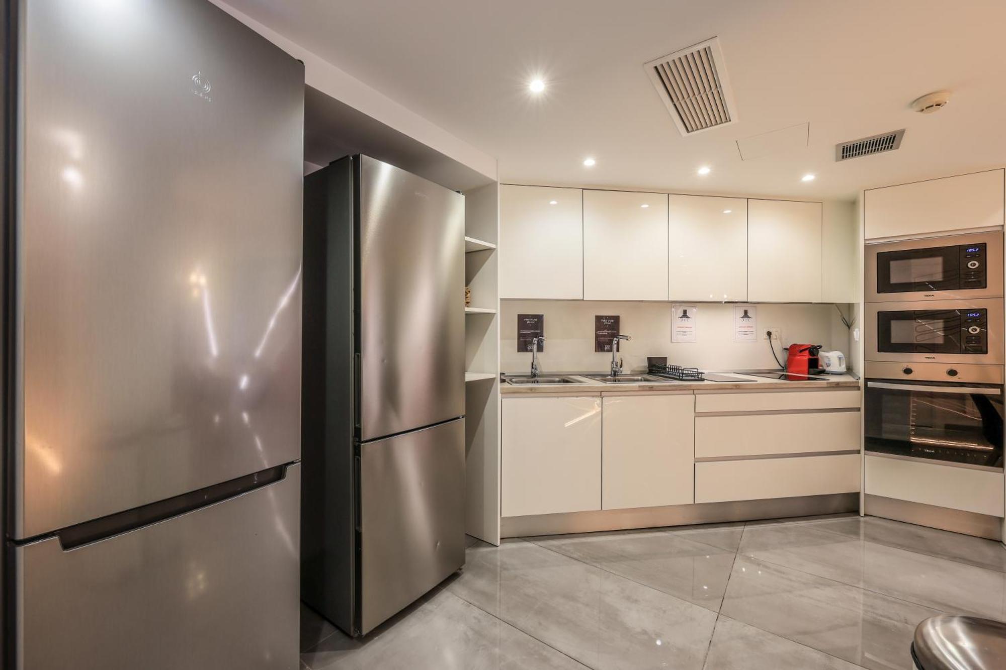 Amazinn Places Blasco De Garay 113 Madri Exterior foto